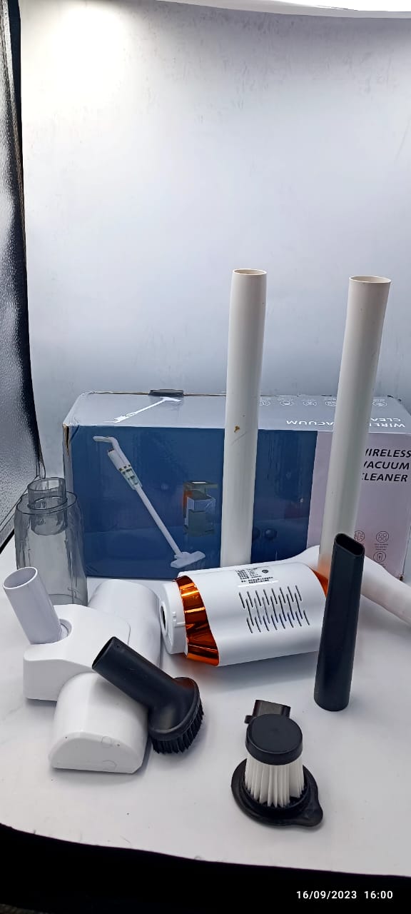 3-in-1 Wireless Vacuum Cleaner with LED Light – 7500PA Strong Suction for Home & Car Cleaning